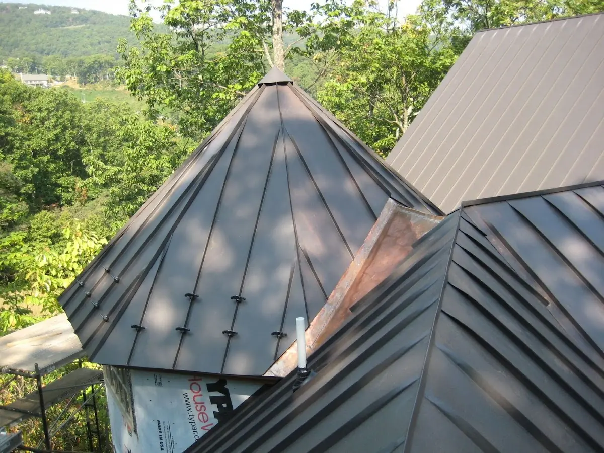 Professional Roof Tarp Installation by Craftsman Roofing in Martinez